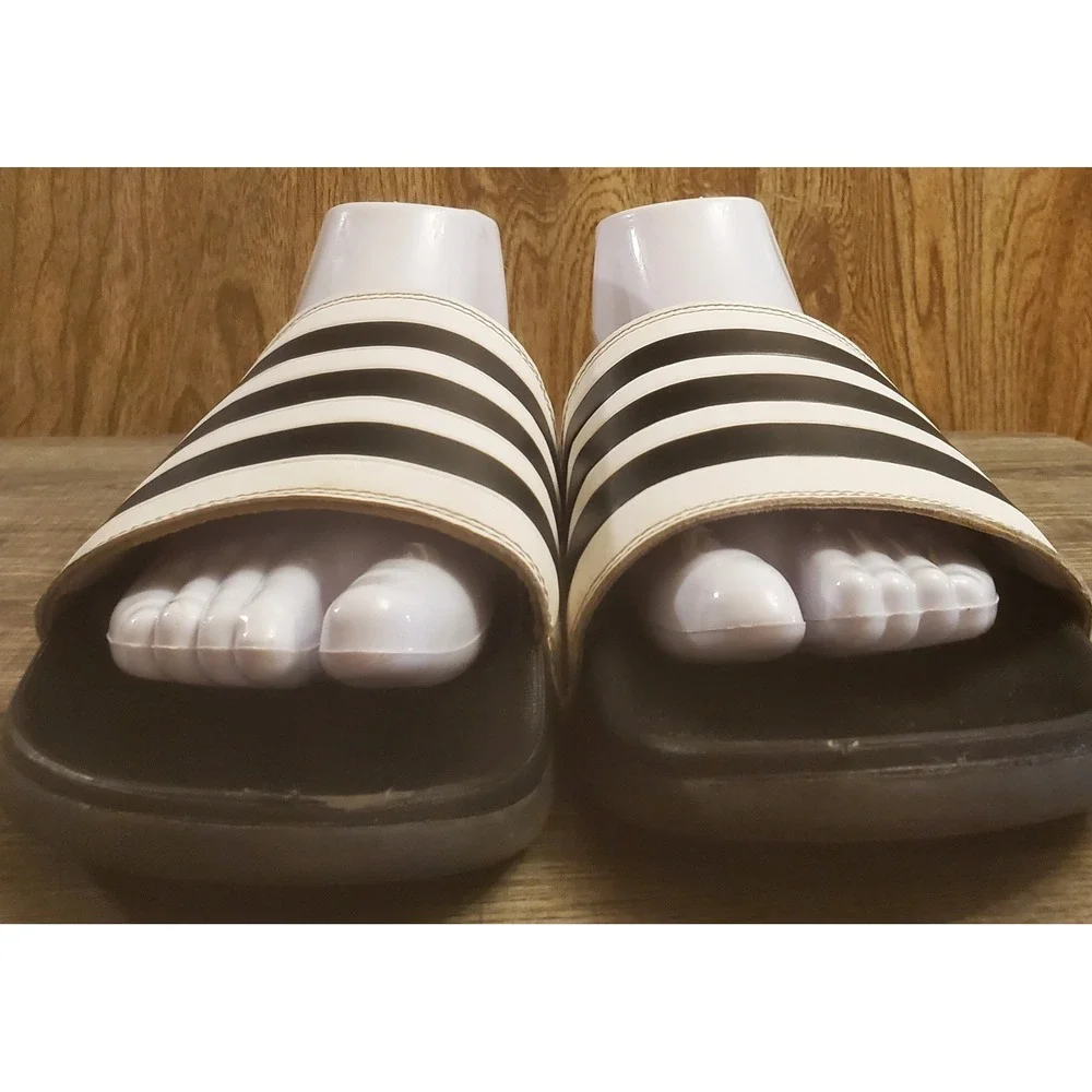 adidas‎ Adilette Comfort Slides Mens Size 9 Shower Sandals Black White